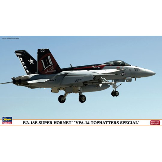 F/A-18C Plastikflugzeugmodell Goldene Drachen 1/72 F/A-18C Plastikflugzeugmodell Goldene Drachen 1/72 | Scientific-MHD