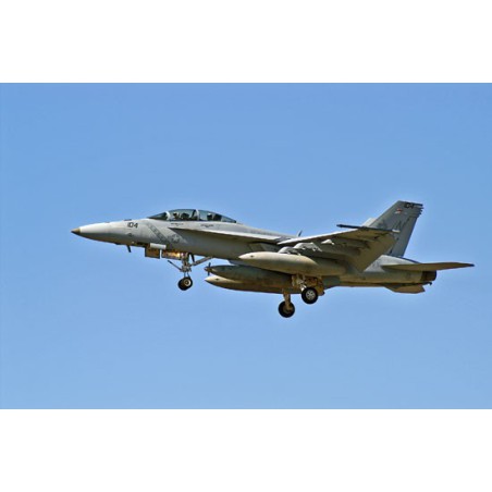 F/A-18E/F Plastikflugzeugmodell/F Super Hornet 1/72 | Scientific-MHD F/A-18E/F Plastikflugzeugmodell/F Super Hornet 1/72 | Scientific-MHD
