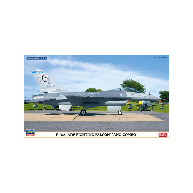 Kunststoffebene Modell F-16A ADF Ang Combo 1/72 | Scientific-MHD