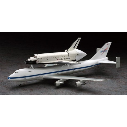Plastikflugzeugmodell Space Shuttle & Boeing 1/200 Plastikflugzeugmodell Space Shuttle & Boeing 1/200 | Scientific-MHD