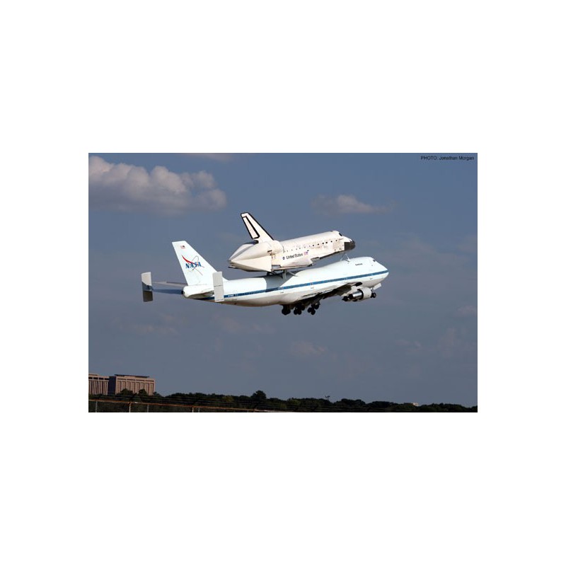Plastikflugzeugmodell Space Shuttle & Boeing 1/200 | Scientific-MHD