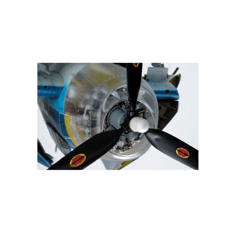 F6F-3N Plastikflugzeugmodell "Hellcat" | Scientific-MHD