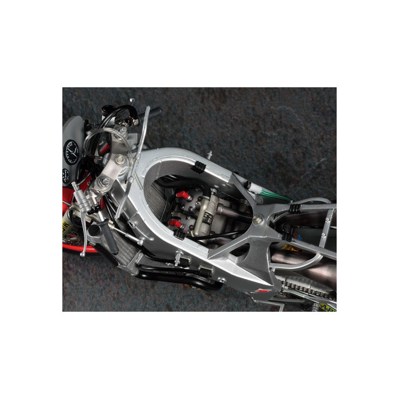 Yamaha YZR500 1988 1/12 Plastikmotorradmodell | Scientific-MHD