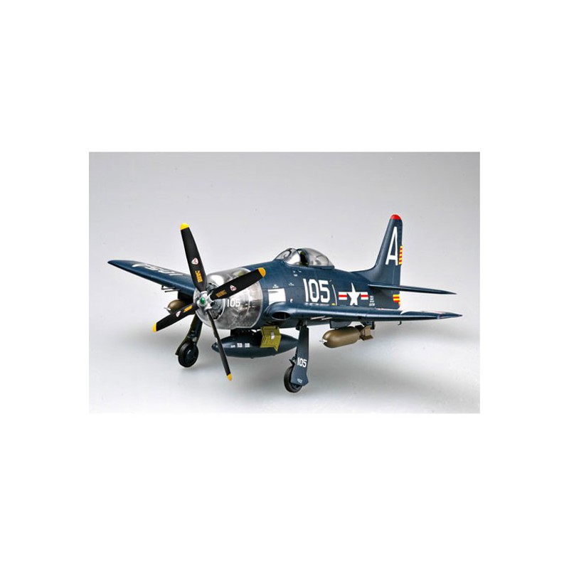 F8F-2 Bearcat Plastikflugzeugmodell | Scientific-MHD