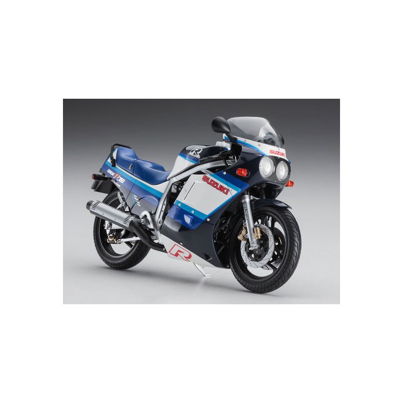 Suzuki GSX-R750 Kunststoffmotorradmodell (G) 1/12 | Scientific-MHD