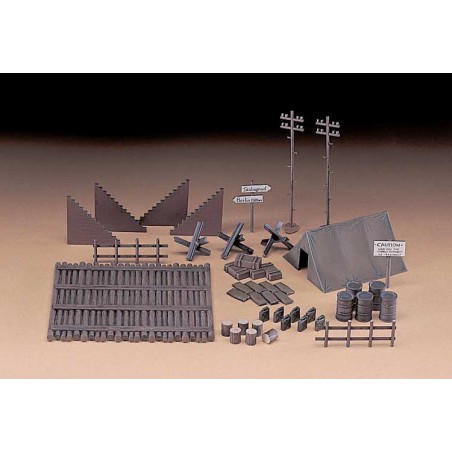 MT 32 FieldCamp Set 1/72 Kunststofftankmodell | Scientific-MHD