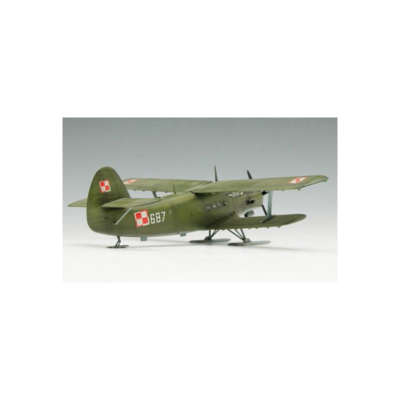 Antonov An-2 Colt auf Ski Plastikflugzeugmodell | Scientific-MHD Antonov An-2 Colt auf Ski Plastikflugzeugmodell | Scientific-MHD