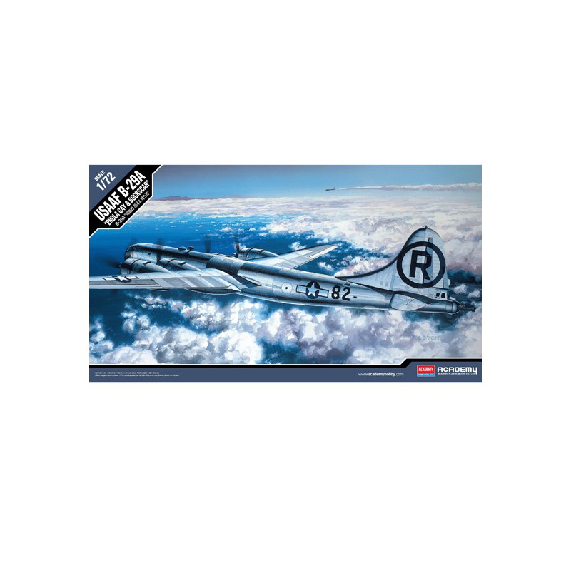 B-29A Kunststoffebene Modell Enolagay & Bockscar 1/72 | Scientific-MHD B-29A Kunststoffebene Modell Enolagay & Bockscar 1/72 | Scientific-MHD