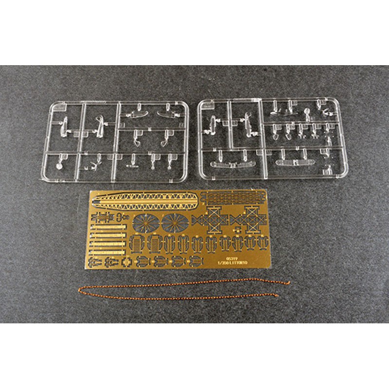 RN Vittorio Veneto 1940 1/350 Plastikbootmodell | Scientific-MHD