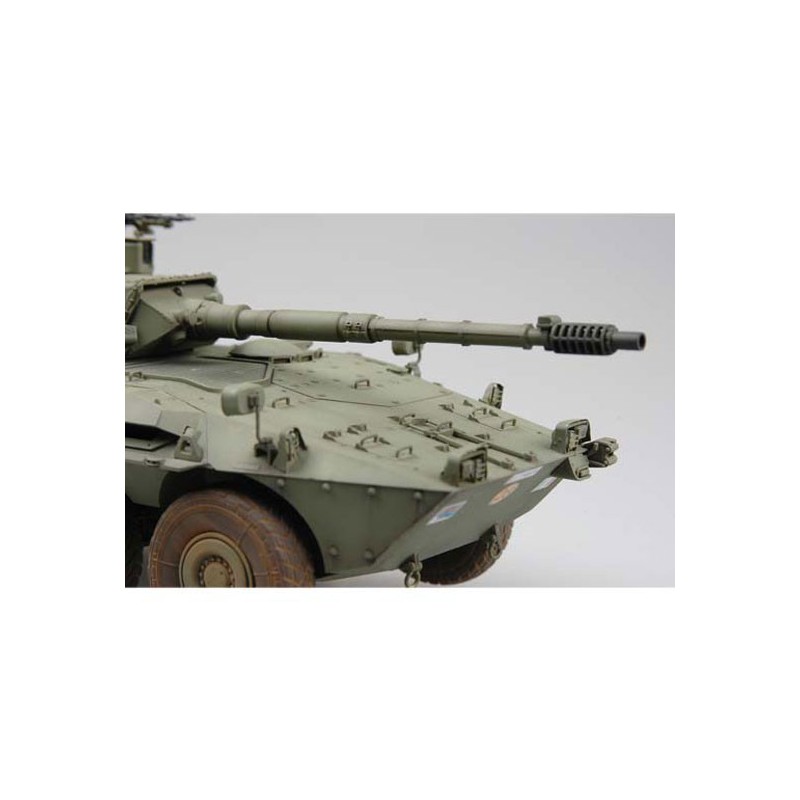 Italienisch B1 Centauro Plastiktankmodell | Scientific-MHD