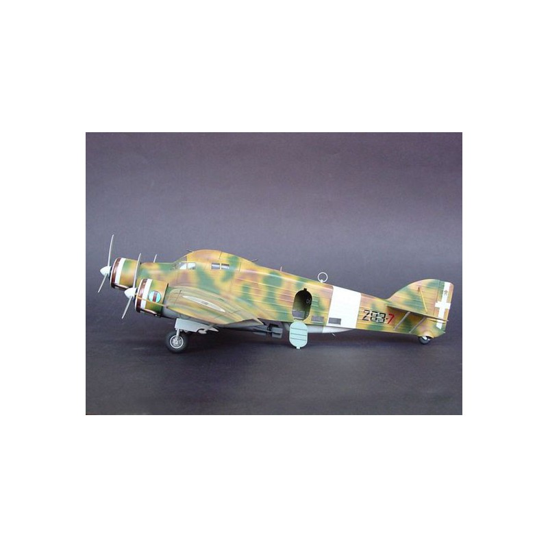 Plastikflugzeug Modell Savoia Marchetti S.M.79 II | Scientific-MHD Plastikflugzeug Modell Savoia Marchetti S.M.79 II | Scientific-MHD