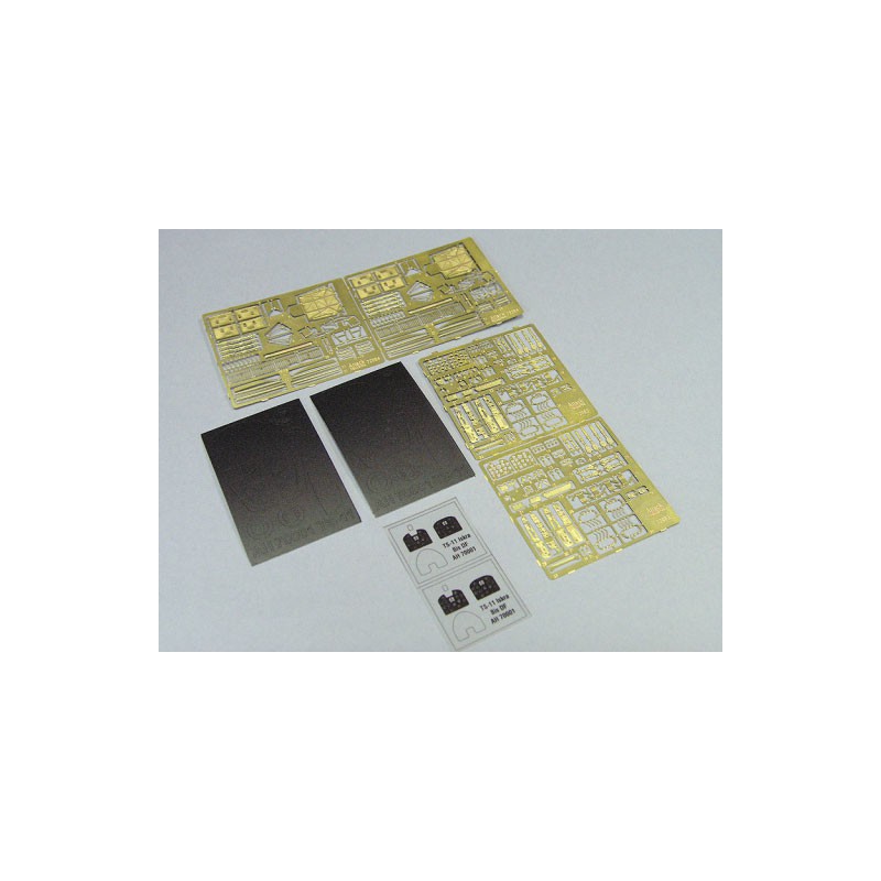 Kunststoffebene Modell TS-11 ISKRA Deluxe 1/72 | Scientific-MHD