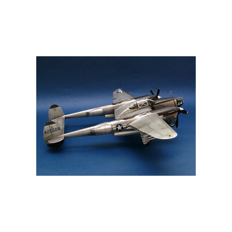P-38L-5-LO-Blitzplastikmodell für Kunststoffebene | Scientific-MHD