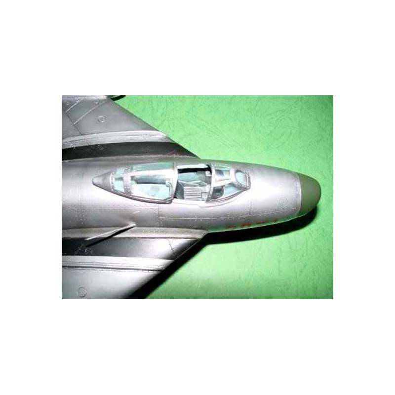 MIG-17PF Plastikflugzeugmodell "Fresko" | Scientific-MHD