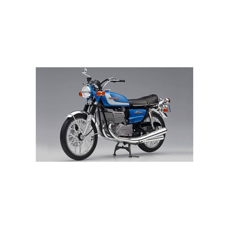 Suzuki GT380 B 1/24 Plastikmotorradmodell | Scientific-MHD