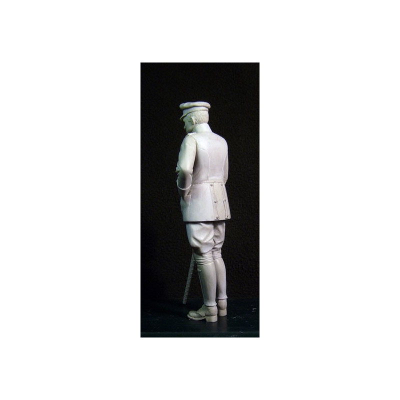1/16 roter Baronfigur | Scientific-MHD
