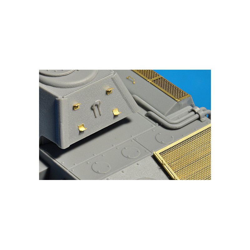 T-70M Kunststofftankmodell Spezial Edition 1/35 | Scientific-MHD