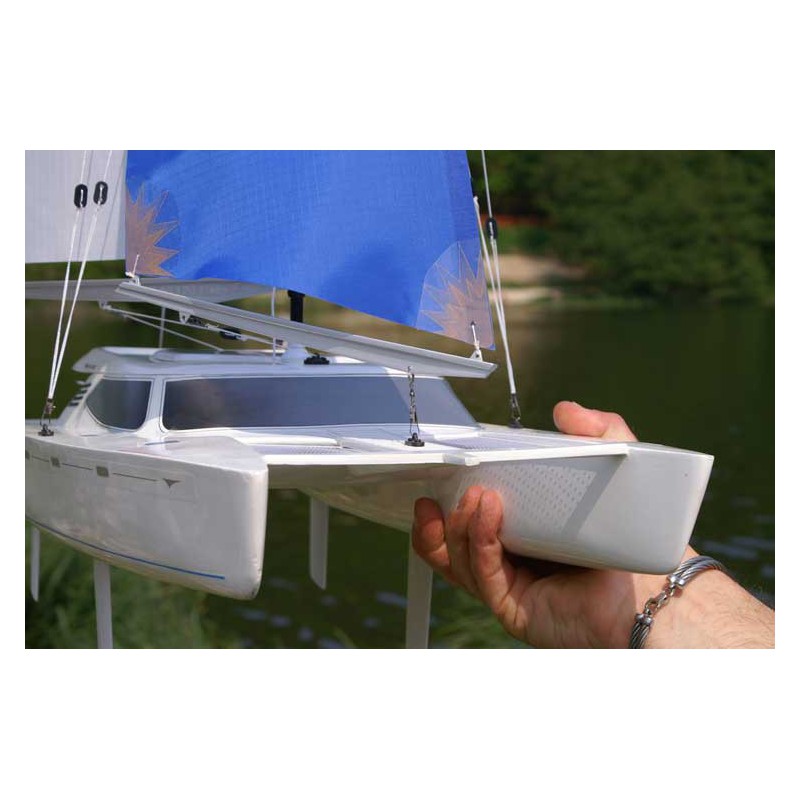 Radio -kontrolliertes Segelboot MHD Catamaran Gemini 600 R/C. | Scientific-MHD