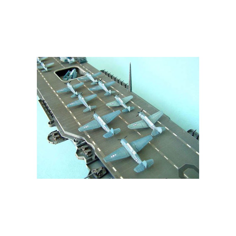 US Yorktown CV-10 1944 Plastikbootmodell | Scientific-MHD