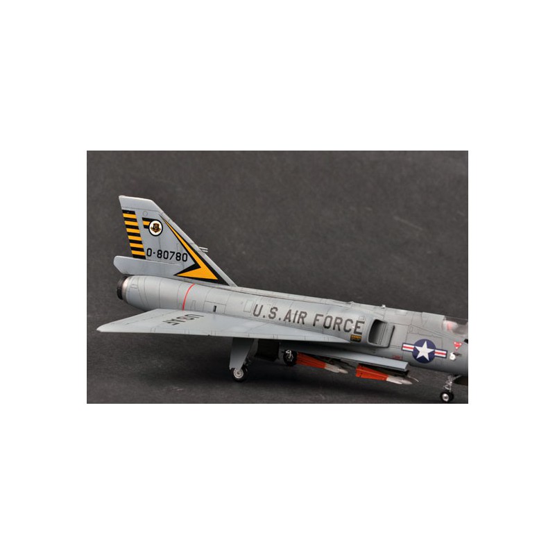 F-106A Delta Dart Plastikflugzeugmodell | Scientific-MHD