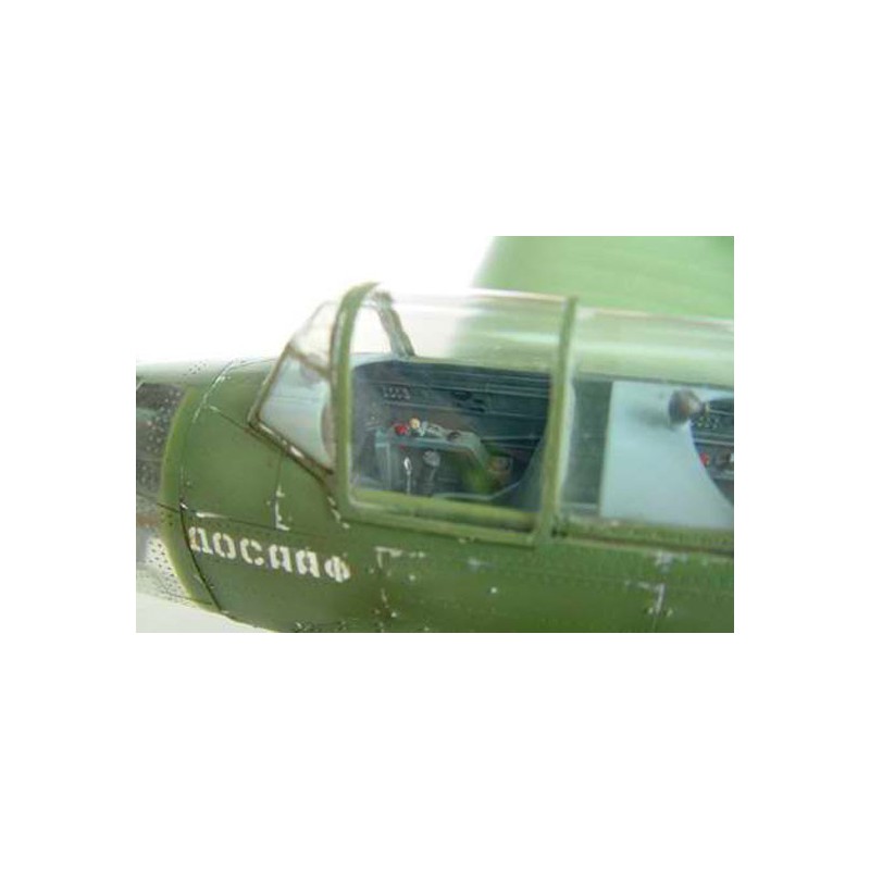 YAK-18 Max Plastikflugzeugmodell | Scientific-MHD