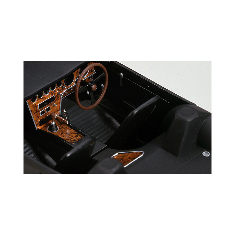 Maquette de voiture en plastique Toyota 2000GT 1967 1:24 | Scientific-MHD