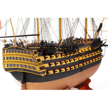 Statisches Boot HMS Victory 134cm 1/75 | Scientific-MHD Statisches Boot HMS Victory 134cm 1/75 | Scientific-MHD