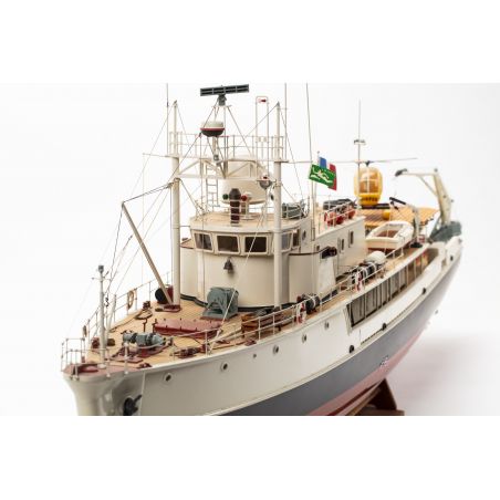 Calypso RC 1/45 2018 Radio -kontrolliertes Elektroboot | Scientific-MHD Calypso RC 1/45 2018 Radio -kontrolliertes Elektroboot | Scientific-MHD