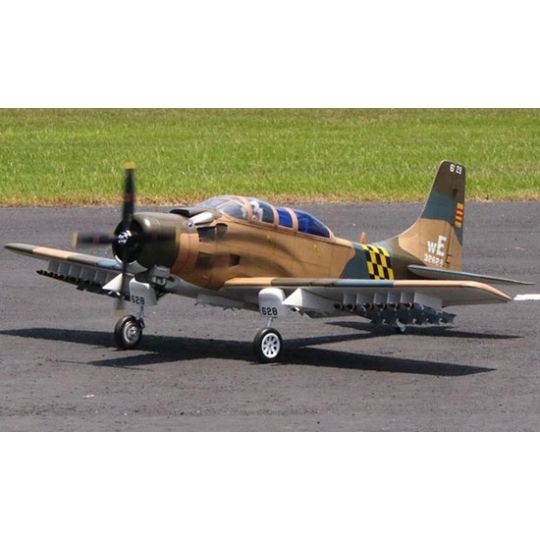 Skyraider 35-60cc Camo ARF Radio-kontrolliertes thermisches Flugzeug Skyraider 35-60cc Camo ARF Radio-kontrolliertes thermisches Flugzeug