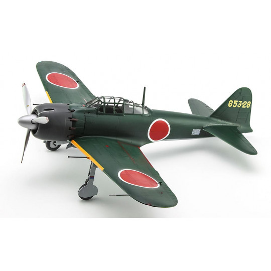 Plastikmodell des Flugzeugs MITSUBISHI A6M5b ZERO FIGHTER TYPE 52 B "653rd Air Corps " 1:32 Plastikmodell des Flugzeugs...
