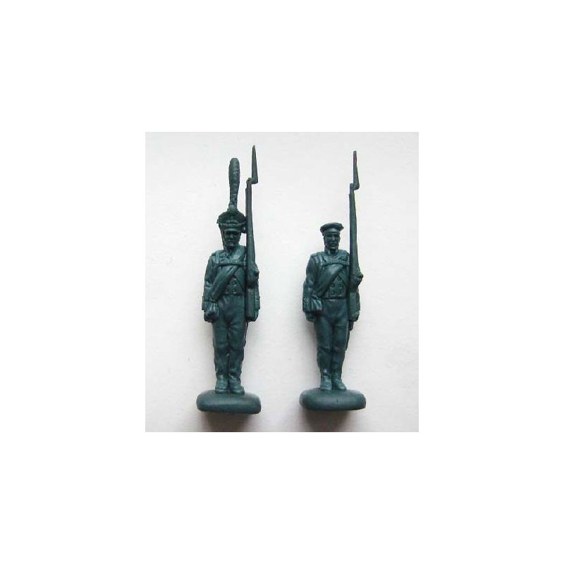 Russische Infanterie stehend Schulterarme 1/72 Figur | Scientific-MHD Russische Infanterie stehend Schulterarme 1/72 Figur | Scientific-MHD