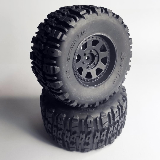 Elektro -Autoraum 1/10 Paar...