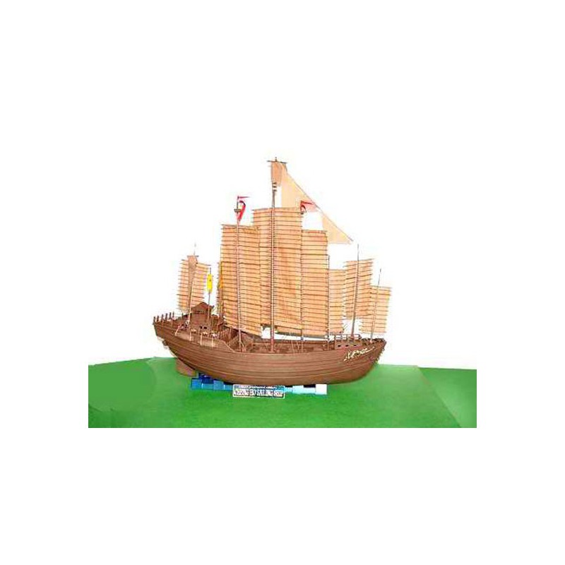 Plastikboot Modell 1/72 Chinesischer Müll | Scientific-MHD