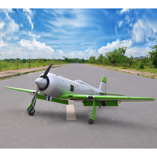 Ferngesteuertes Thermoflugzeug RENO Racer YAK-11 "PERESTROIKA" ARF mit elektrischem Einziehfahrwerk Ferngesteuertes...
