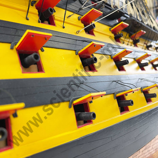 Holzmodell des HMS Victory...