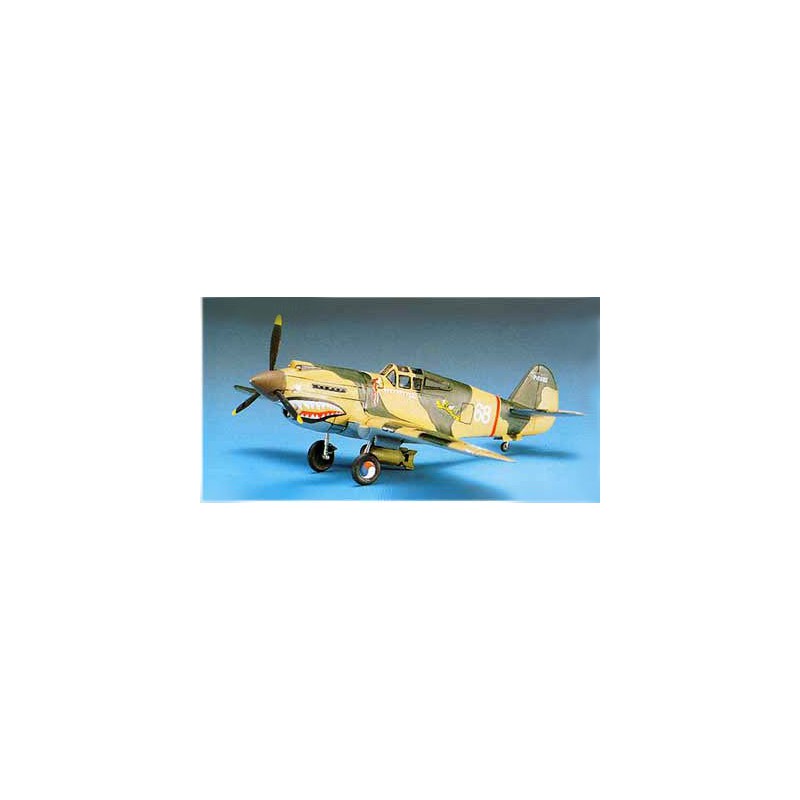 Curtiss Plastikmodell P-40B Tomahawk 1/72 | Scientific-MHD