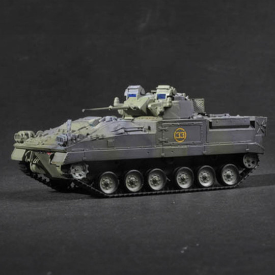 Plastikmodell des Panzers British Warrior Tracked Mechanized Combat Vehicle 1:72 Plastikmodell des Panzers...