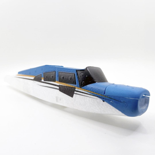 Ersatzteile für Flugzeuge...