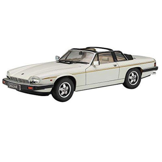 Jaguar XJ-SC V12 Cabriolet Plastikmodell bei 1/24 Jaguar XJ-SC V12 Cabriolet Plastikmodell bei 1/24 | Scientific-MHD