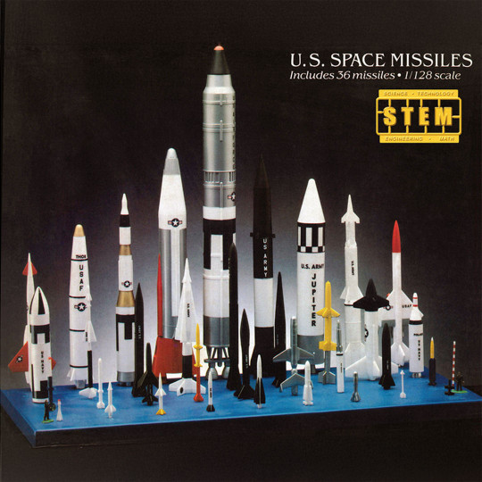 US SPACE MISSILES 1:128 -...