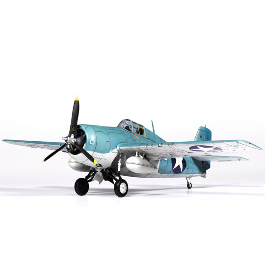 USN F4F-4 Wildcat „Battle of Midway“ Plastikmodell eines Flugzeugs 1:48 USN F4F-4 Wildcat „Battle...