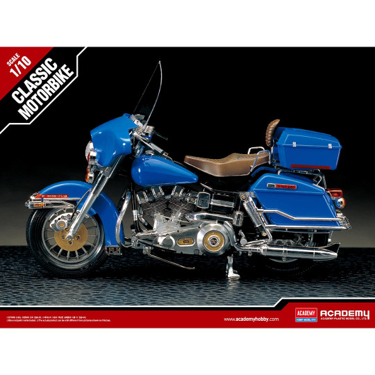 Plastikmodell eines Harley Davidson Classic-Motorrads 1:10 Plastikmodell eines Harley...