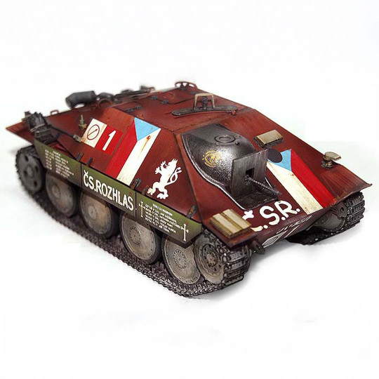 Plastikmodell des Panzers Jagdpanzer 38(t) Hetzer „Prag 1945“ 1:35 Plastikmodell des Panzers...