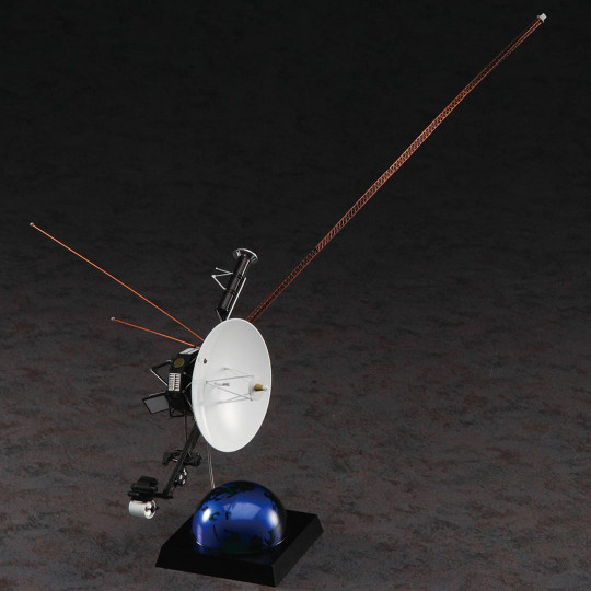 Plastikmodell Raumsonde VOYAGER + Aufnäher SP635 1:48 Plastikmodell Raumsonde...