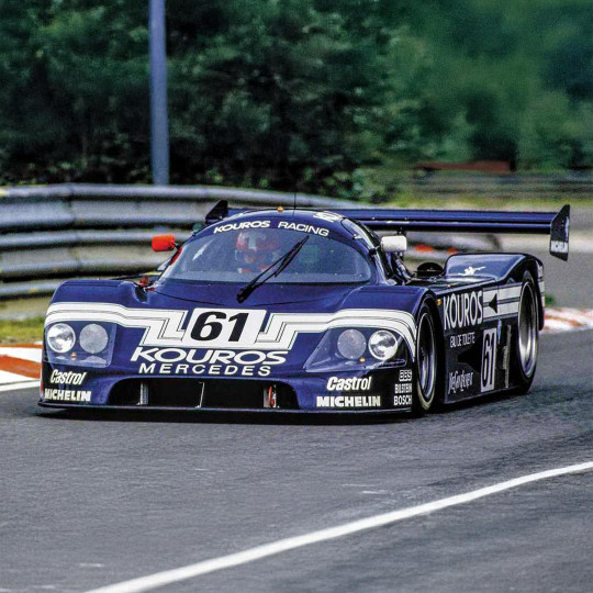 Plastikmodell des Autos...