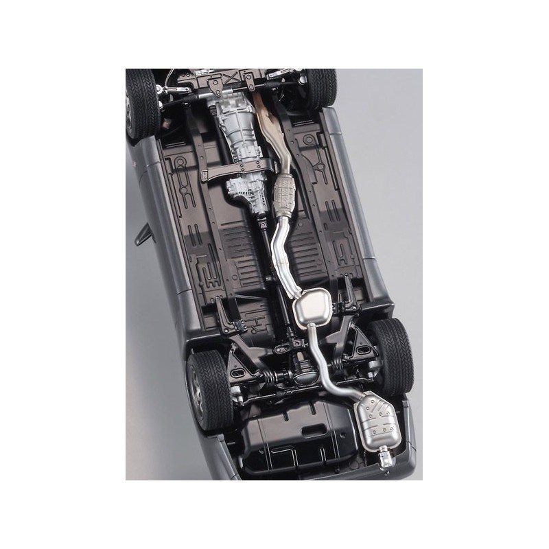 Kunststoffauto-Modell Nissan Skyline GT-R NISMO 1/24 | Scientific-MHD