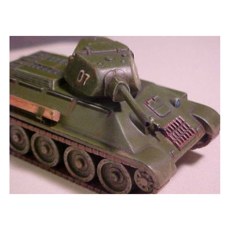 Russian T34/76 Kunststofftankmodell (2 PC) 1/72 | Scientific-MHD