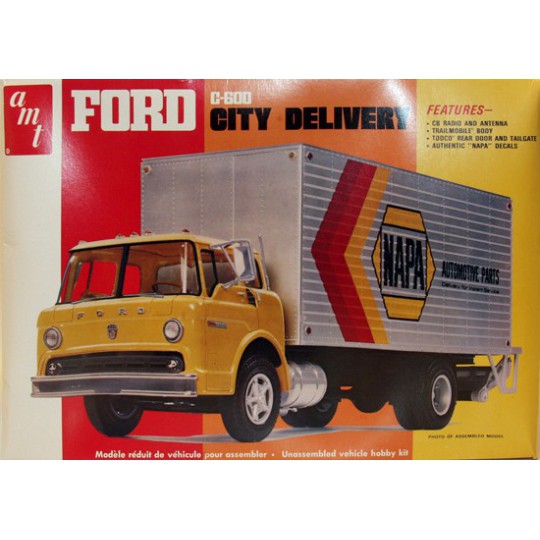 Ford City C-600 1/25 Plastik-LKW-Modell Ford City C-600 1/25 Plastik-LKW-Modell | Scientific-MHD