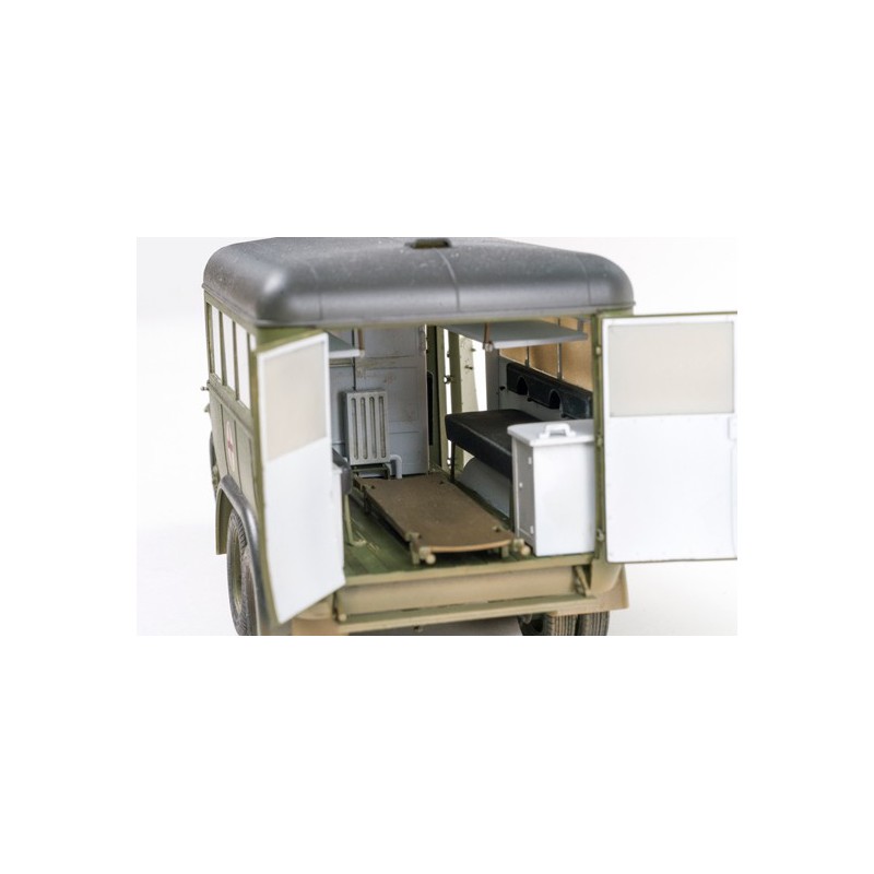 Gasplastik -LKW -Modell 05 194 1/35 Krankenwagen | Scientific-MHD
