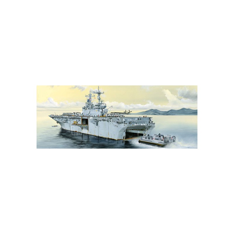 USS Essex LHD-2 1/700 Plastikbootmodell | Scientific-MHD